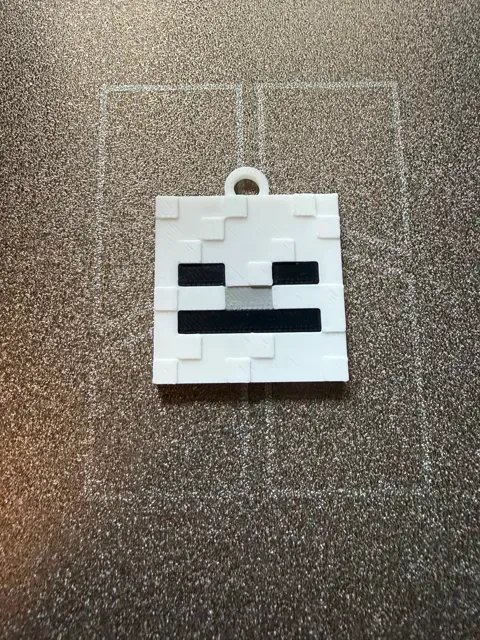 Minecraft-Inspired Skeleton Keychain — Фото 3 из 5