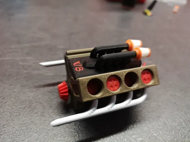 Hot Rod spring engine - V8 running — Image 16 of 17
