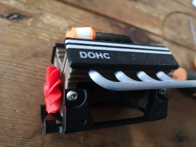 Hot Rod spring engine - V8 running — Image 13 of 17