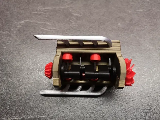 Hot Rod spring engine - V8 running — Image 15 of 17