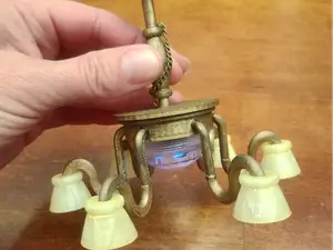 1:6 Dollhouse/Miniature Pendant Light