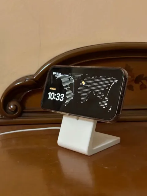 Minimal MagSafe Phone Stand – Portrait & Landscape — Фото 3 из 9
