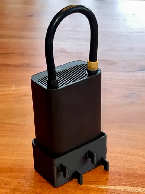 Skadis Fanttik X9 Pro air pump, compressor mount — Image 4 of 7