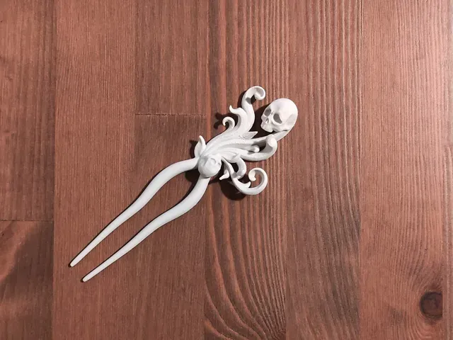 Eternal Dialogue - Twist Hairpin — Image 6 of 6