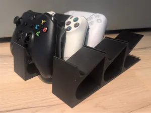 Holder for 3 Controllers (universal)