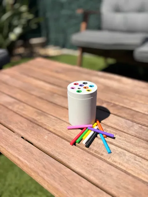 Juguete Montessori de manipulación — Image 3 of 6