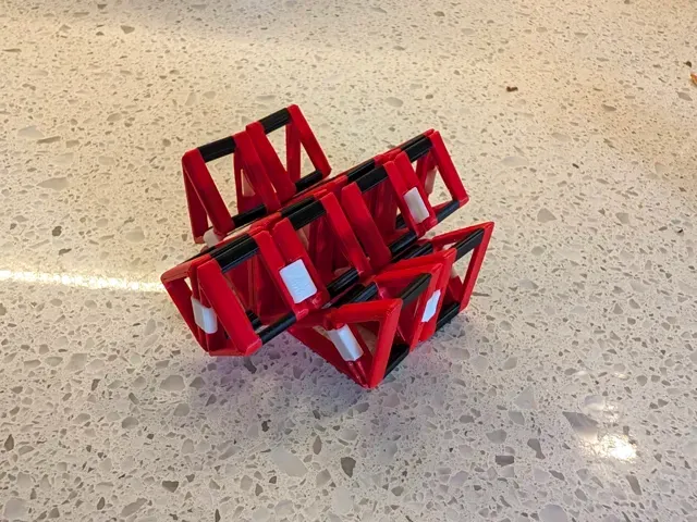 Hollow CubeIQ — Image 8 of 9