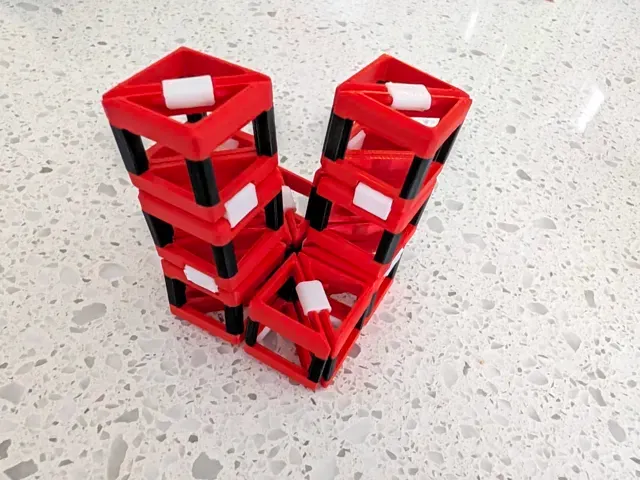 Hollow CubeIQ — Image 6 of 9