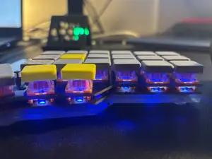 Claudia V2 Low-Profile MX Cherry Keycap