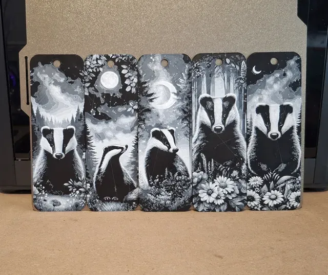 Set of 5 badger bookmarks — Image 2 of 2