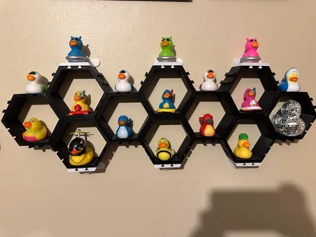 Duckie Honeycomb Wall Shelf w/mounting tabs