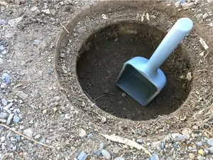 Surveyor's trowel