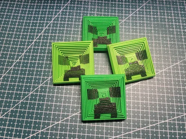 Moving Square Fidget Minecraft Creeper — Image 4 of 4