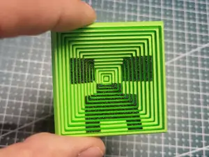 Moving Square Fidget Minecraft Creeper