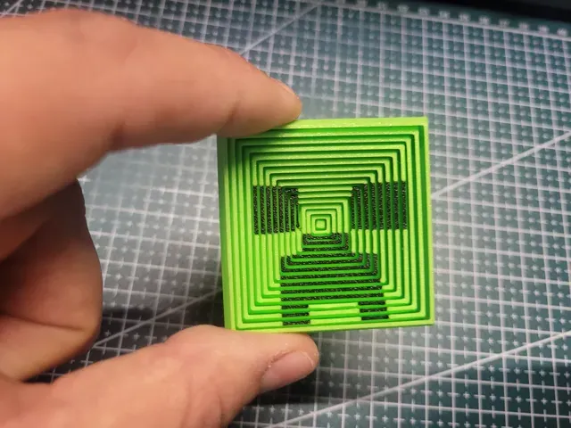 Moving Square Fidget Minecraft Creeper — Image 3 of 4
