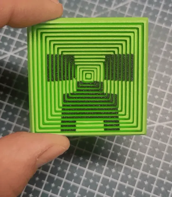 Moving Square Fidget Minecraft Creeper — Image 2 of 4