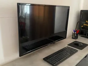 Supporto VESA per Monitor e TV