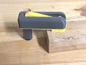 Woodworking Hold Down Clamp - 3/4″&20 mm Dog Holes