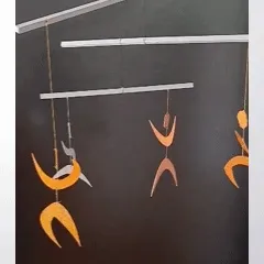 Montessori Mobile: The Dancers