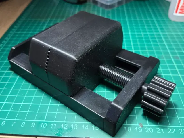 Self Centering Vise/Vice