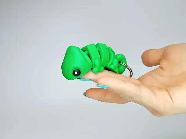 Cute Flexi Pets Chameleon (Keychain & Magnet) — Image 7 of 9