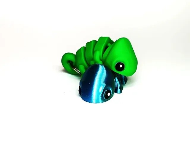 Cute Flexi Pets Chameleon (Keychain & Magnet) — Image 5 of 9