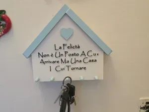 House-Shaped Wall Key Holder – Customizable