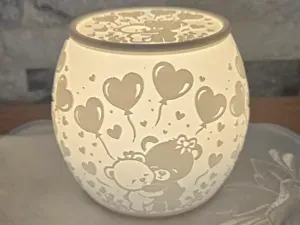 LED tealight / pucklight with lid “Bears in Love”
