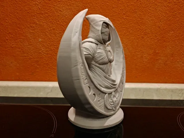 Moon Knight - Fist of Khonshu Crescent Bust 150mm — Image 5 of 7