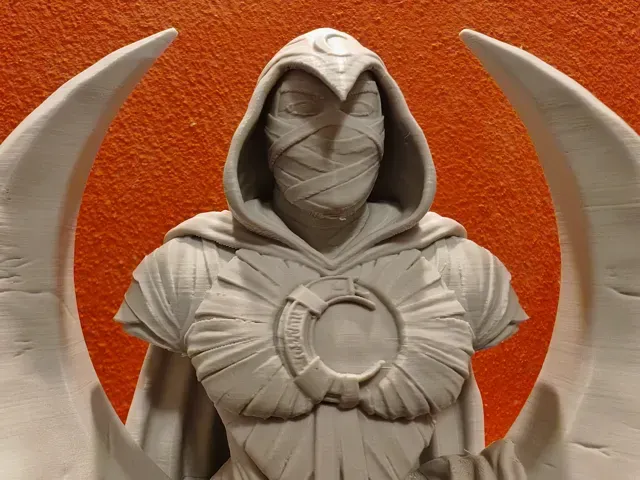 Moon Knight - Fist of Khonshu Crescent Bust 150mm — Image 6 of 7