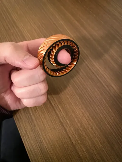 Helical Orbit Gear Fidget Spinner - Simple Snap — Фото 2 из 10