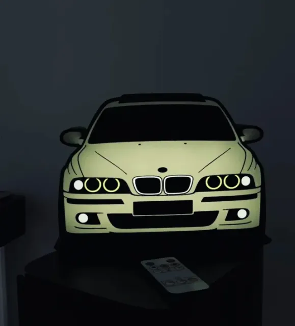 BMW E39 M5 - Lightbox — Image 2 of 5