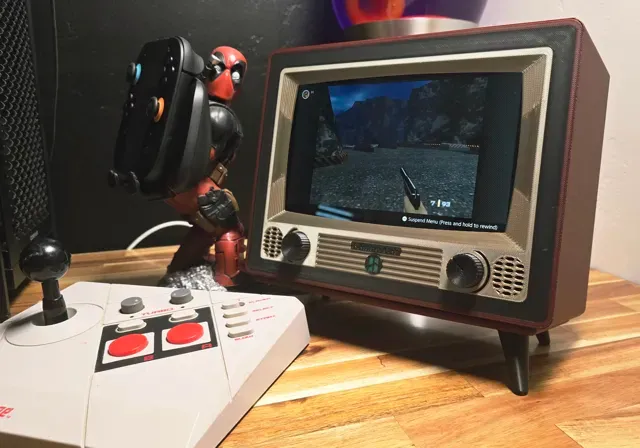 RetroVision: Vintage TV Meets Arcade -For Switch 2 — Image 2 of 11