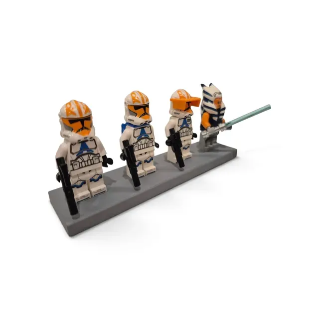Minifigure Stand for 4 Figs — Фото 3 из 6