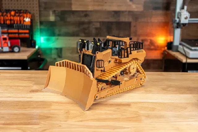 RC Dozer - DIY — Image 11 of 13
