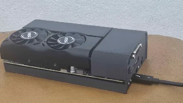 eGPU case for the MSI GTX 1050 paired with the TH3P4 Lite — Image 4 of 5