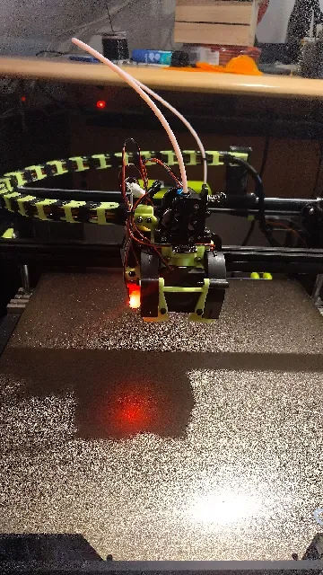 Ugly Ender 3v2 toolhead (direct threading) — Фото 2 из 3