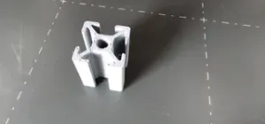 Aluminiumprofil Nut 6mm 20x20mm Typ B mit durchgehendem M5 Innengewinde / Aluminum Profile Extrusion 20x20mmU6 Type B with full inner M5 thread