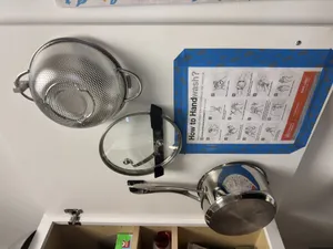 Pot and lid hanger (works with colander)