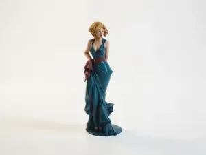 Elegant Lady In Dress Figurine Female 3D Printable