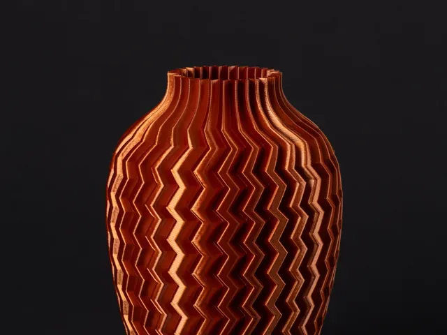 Textured Vase Zigzag (vase mode) — Image 2 of 3