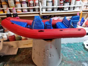 Nice inflatable boat for playing in the bathtub or pool