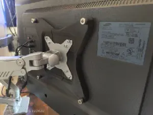 Vesa Mount Adapter - 75/100mm to 200mm (Small Printer Accessable)