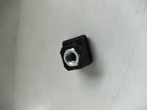 Toyota RAV 4 XA20 (2000-2005) Head Unit U Nut holder
