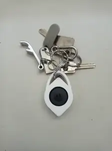 Motorola Moto Tag – Smart Tracker - keychain enclosure