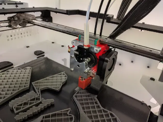 BigBox Water-Cooled Titan with MGN12 Linear Rail. — Image 3 of 12
