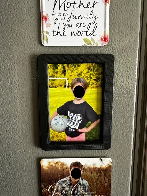 Magnet Photo Frame (3.5x5, 4x6, 2.5x3.5, 5x7) — Image 2 of 5