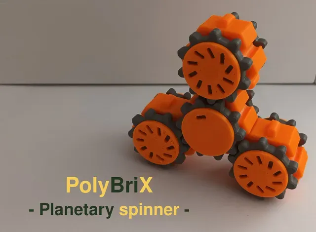 PolyBriX planetary spinner (3 planets)