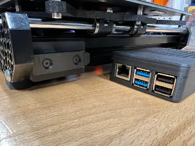 Modular Snap Together Raspberry Pi 2B/3B/3B+/4 Case w/ OLED & Fan Options — Фото 14 из 17