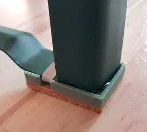 Bodenschoner für Biertisch / Festzeltgarnitur (floor protectors for folding table)